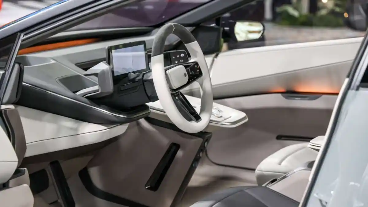 Foto - Toyota Corolla Concept Resmi Menyapa Asia Tenggara