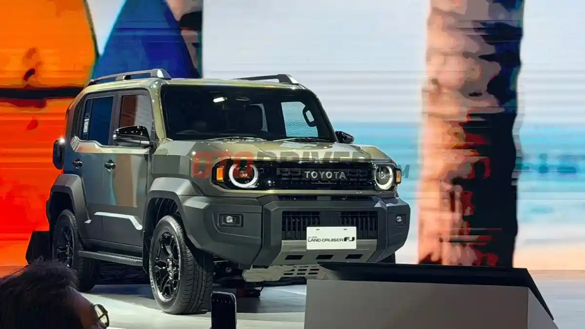 Foto - Toyota Luncurkan 3 Mobil Baru di GIIAS 2026, Ada Land Cruiser Hybrid dan bZ4X Touring