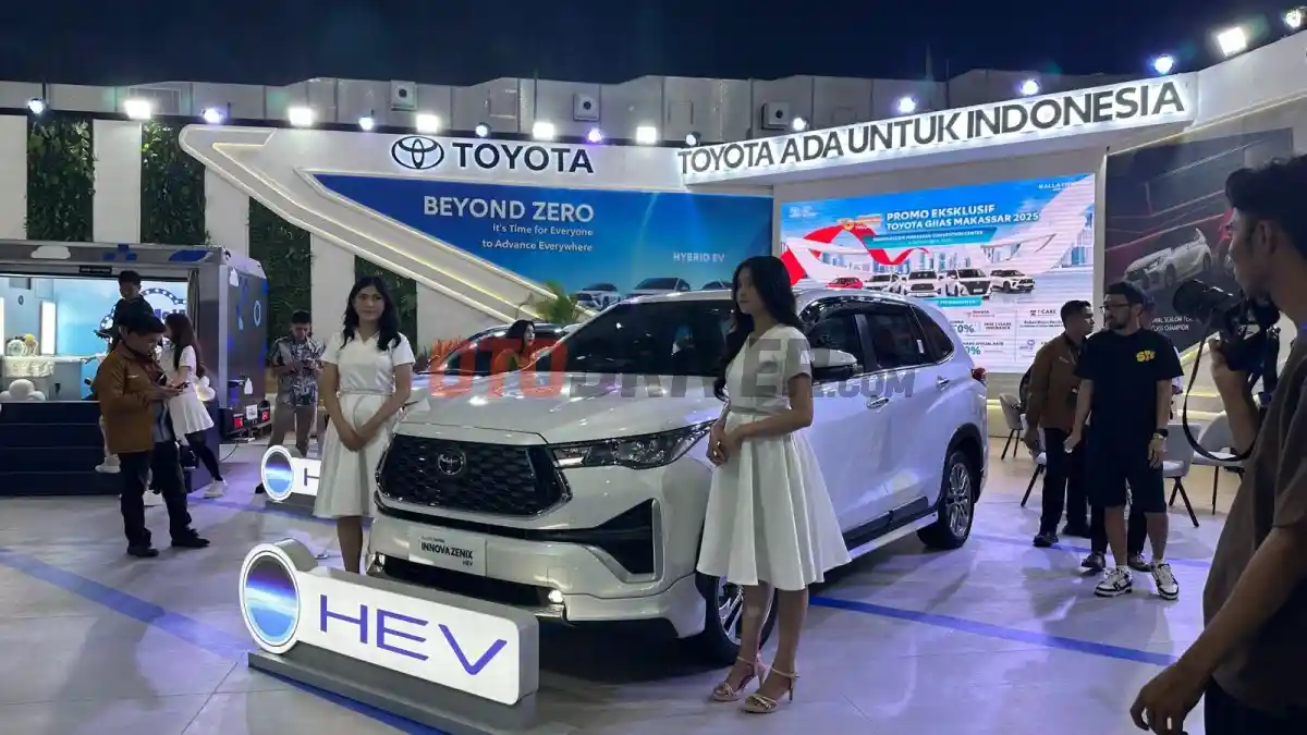 Berita - Toyota Tawarkan Banyak Promo dan Hadiah Menarik di GIIAS Makassar 2025
