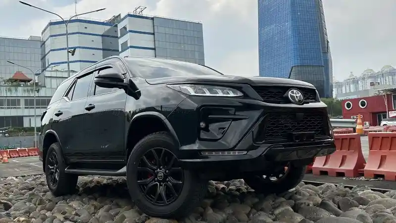 Foto - Inilah 5 Mobil Paling Banyak Kenaikan Harganya di Toyota, Fortuner Tembus Rp 10 Jutaan Lebih Mahal