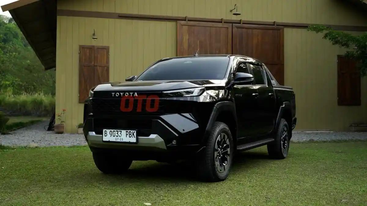 Foto - 5 Keunggulan Toyota Hilux Terbaru, Makin Bertenaga dan Siap Diajak Menjelajah