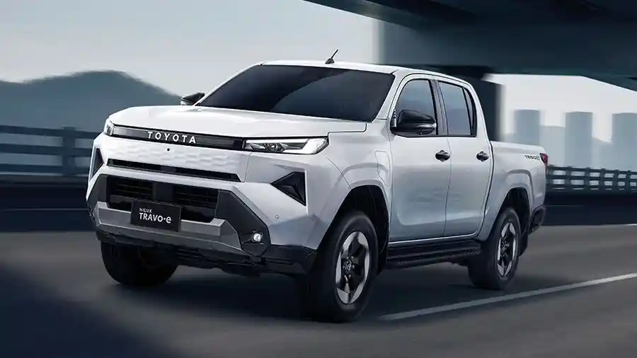 Foto - Toyota Hilux BEV Tetap Punya DNA Mobil Pekerja Keras