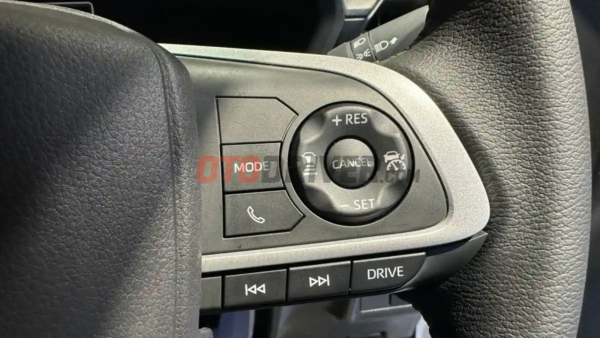 Foto - Selain Mesin, Veloz Hybrid Andalkan Fitur Baru