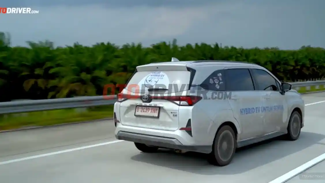Foto - Epic Journey : Toyota Veloz Hybrid EV 2026, Tembus 1:20