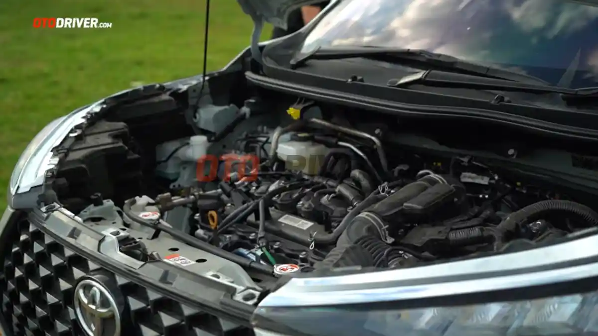 Foto - Epic Journey : Toyota Veloz Hybrid EV 2026, Tembus 1:20