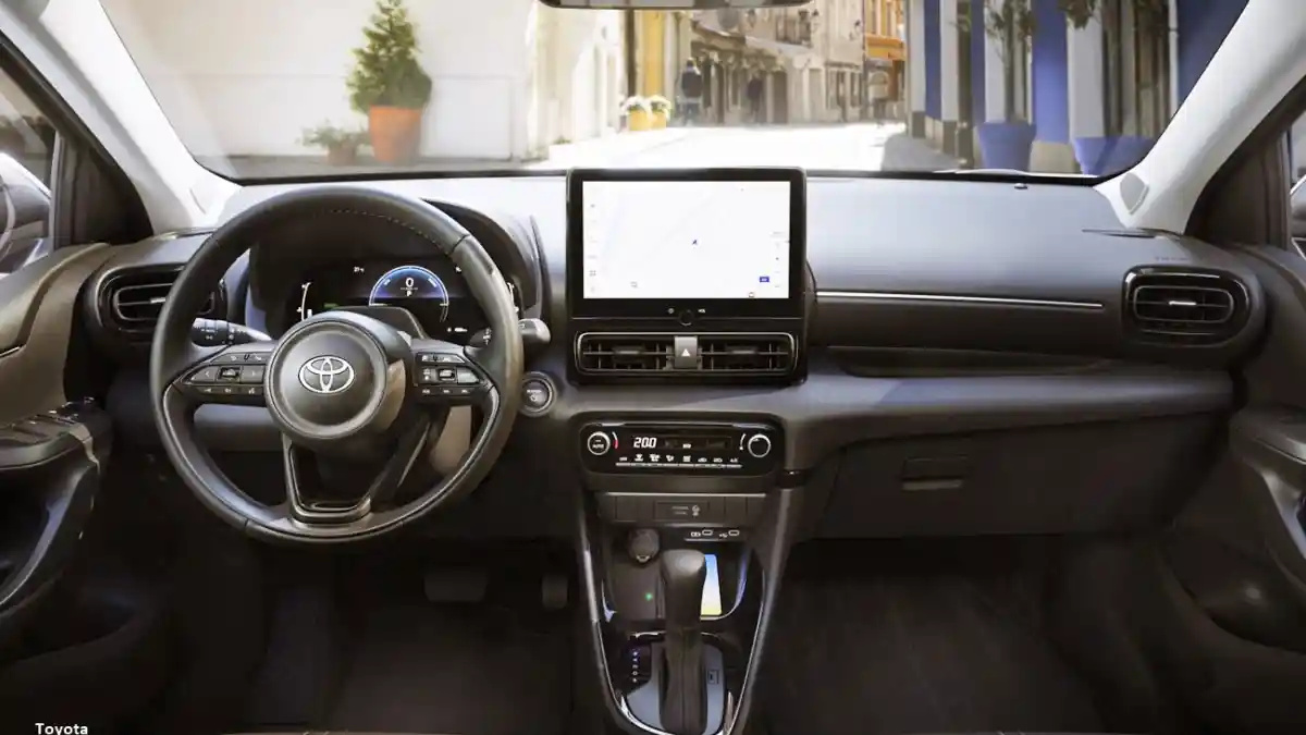 Foto - Ternyata Toyota Yaris 2026 Masih Ada, Ini Pembaruannya