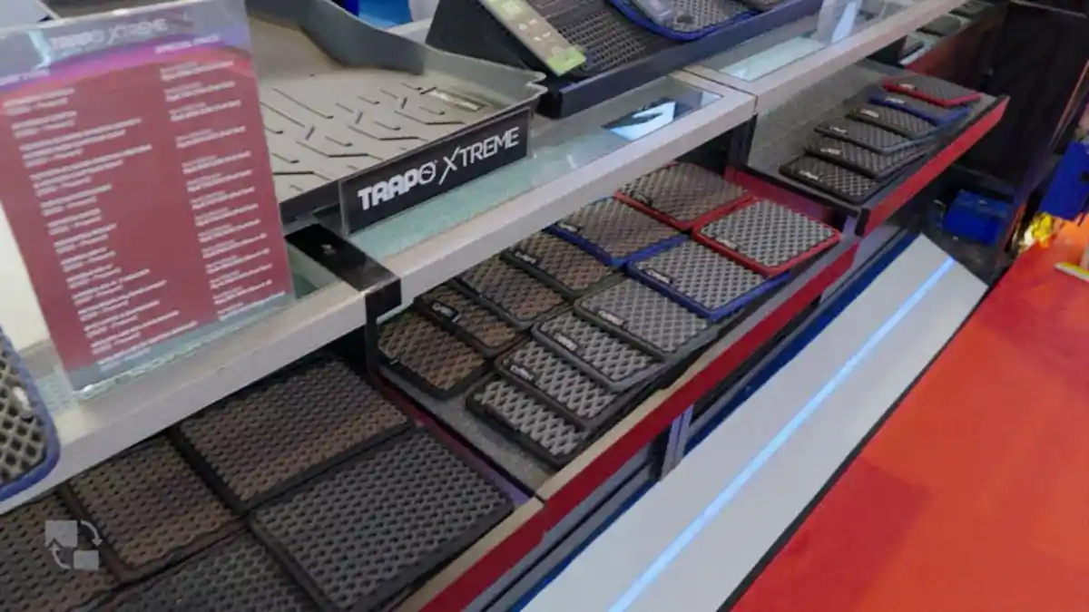 Foto - Trapo Indonesia Jual Karpet Hingga Dashcam Dengan Harga Spesial di IIMS 2025