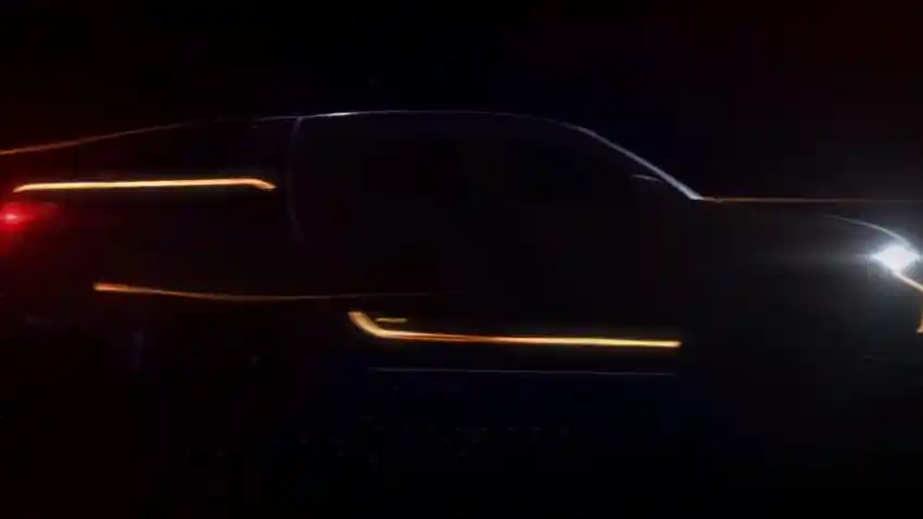 Foto - Mitsubishi Triton Varian Terbaru Segera Meluncur, Fitur Setara Pajero Sport Dakar!