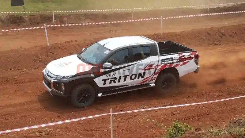 Berita - Mau Test Drive Triton 'Berwajah Xpander' di Trek Off Road? Segera Datangi Acara ini
