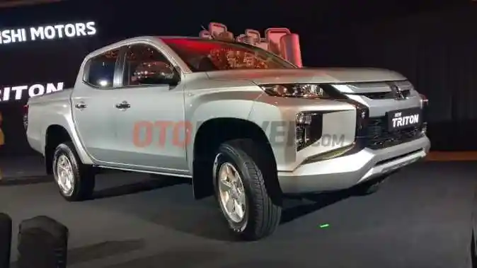 Berita - Tak Semua New Triton Pakai Mesin Pajero Sport