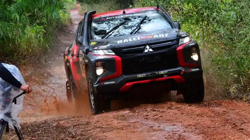 Berita - Kemenangan di AXCR 2022, Tiket Mitsubishi Ralliart Tanding Tahun Depan dan Kelahiran Mobil High Performance
