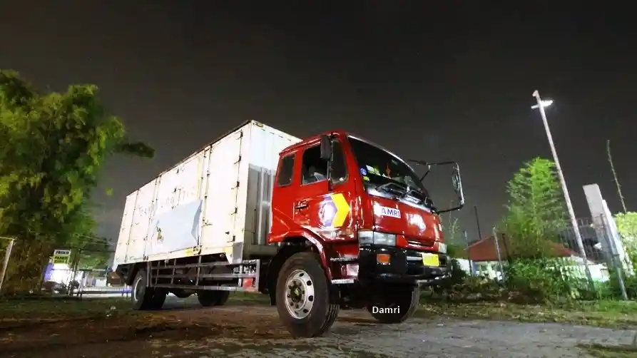Foto - Telah Dibuka Lowongan Pengemudi Bus Damri, Ini Syaratnya
