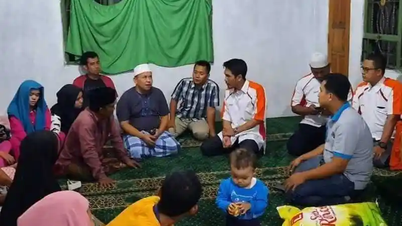 Berita - Komunitas Soluna-Vios Bantu Korban Banjir dan Longsor di Bogor