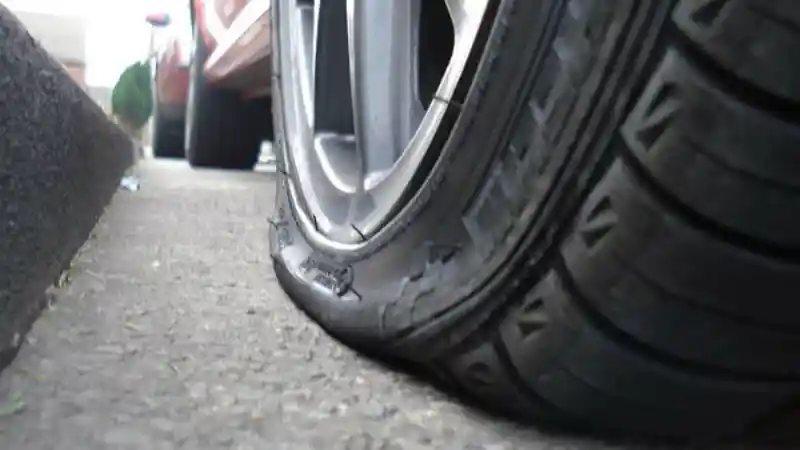 Foto - Keunggulan Ban Tubeless dan Sejarahnya