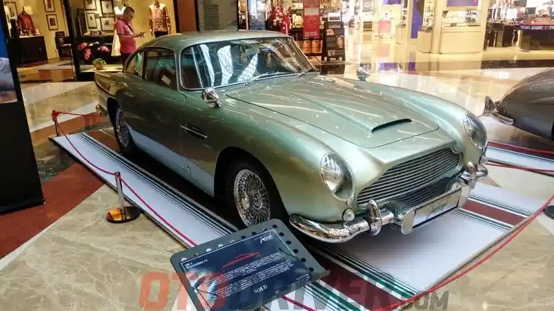 Foto - Tuksedo Studio Bali: Bisa Bangun Mobil ’80-an Asalkan…