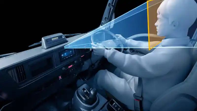 Foto - UD Trucks Kazet, Truk Engkel Yang ‘Full Spec’