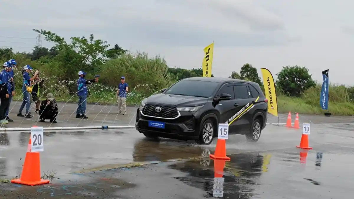 Foto - Dunlop Blue Response TG Hadirkan 34 Ukuran Ban, Apa Saja Keunggulannya?