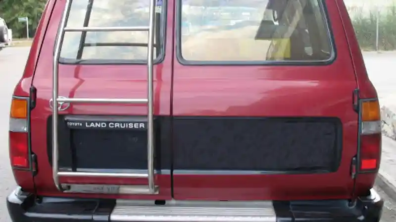 Foto - Land Cruiser 80 Series, Si Gelembung Yang Masih Diburu 