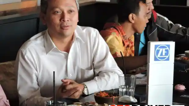 Berita - Transmisi ZF Ternyata Sudah Eksis 100 Tahun