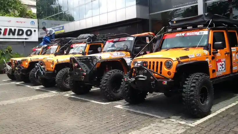 Foto - Garansindo Siap Buktikan Jeep JK Mampu Libas Medan Ekstrim!
