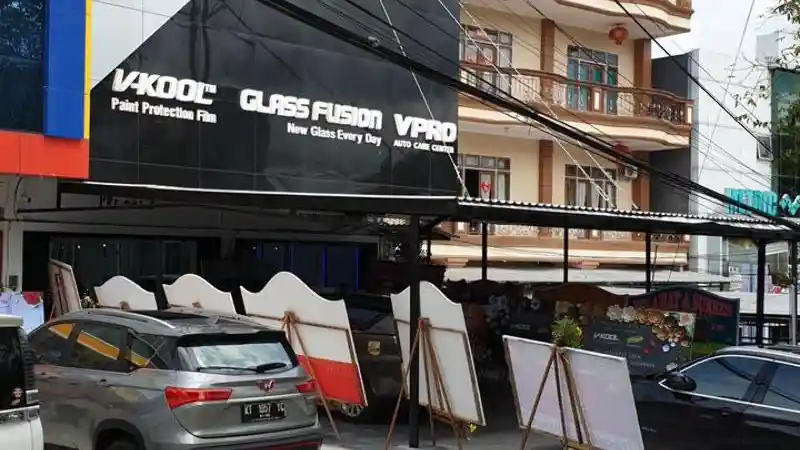 Berita - Resmikan Outlet Megah, V-KOOL Balikpapan Optimis Bisa Sukses Karena Hal Ini