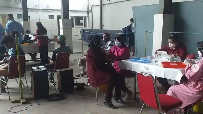 Berita - Percepat Cegah Covid, Karoseri Hingga Terminal Jadi Lokasi Vaksinasi