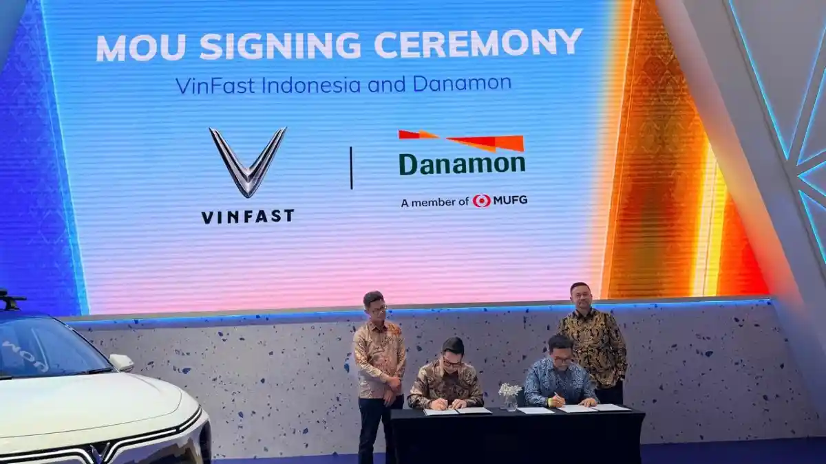 Foto - VinFast Perkuat Jaringan Dealer Lewat Kerja Sama Pembiayaan dengan Danamon