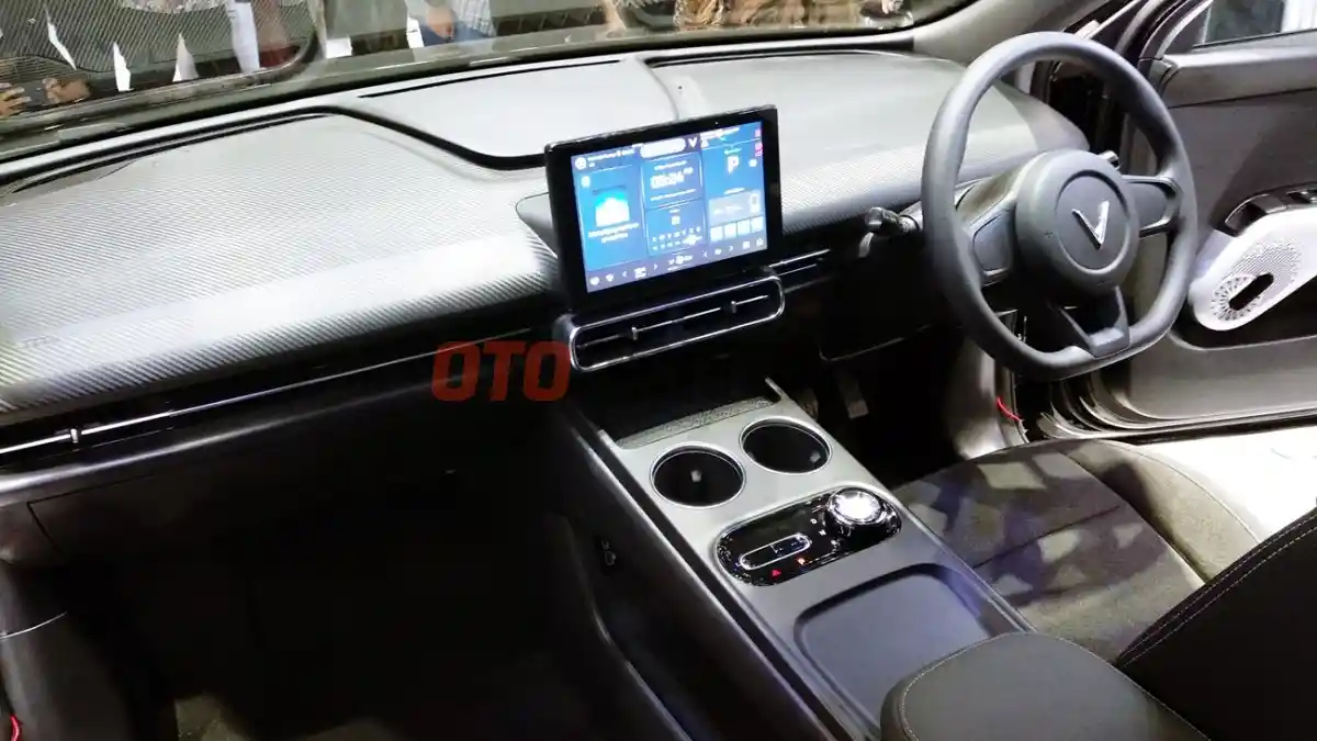 Foto - VinFast Limo Green Laku 400 Unit Jadi Mobil Rental Di Jabodetabek Dan Bali