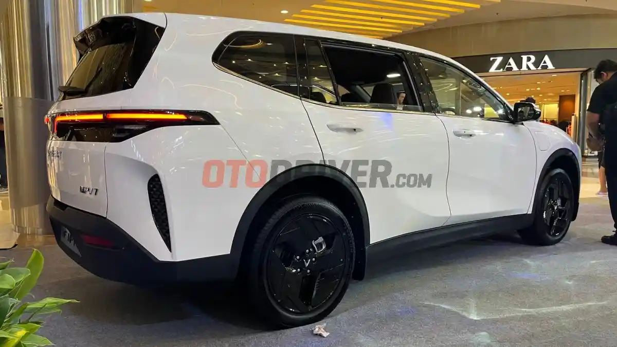 Foto - 7 Seater VinFast Meluncur Dengan Harga Tak Sampai 500 Juta