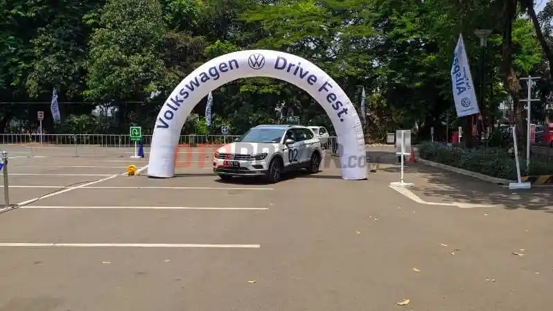 Berita - VW Penuhi Janji, Beri Kesempatan Konsumen Jajal Tiguan Allspace