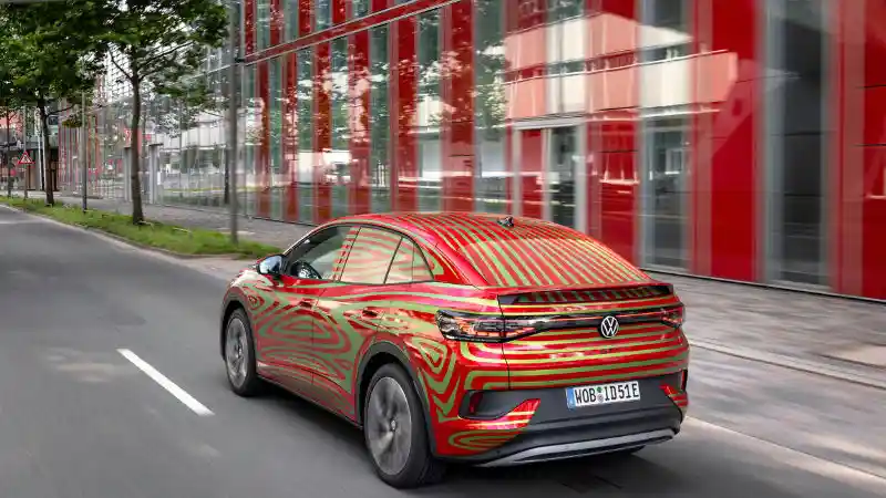 Foto - Volkswagen Siapkan Mobil Listrik Paling Sporty Bernama ID.5 GTX