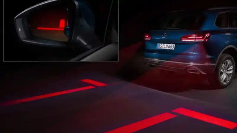 Foto - Volkswagen Ciptakan Lampu Canggih yang Bisa Berkomunikasi