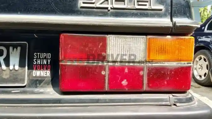Foto - Bengkel Khusus Volvo Bertahan Karena Fans