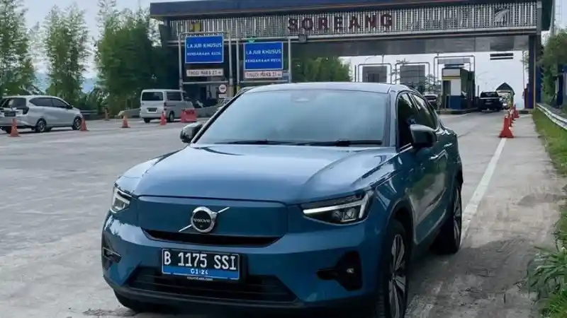 Berita - Holiday In Style 2023 Volvo C40 Recharge : Plus-Minus Digunakan Berkendara 1.000 KM