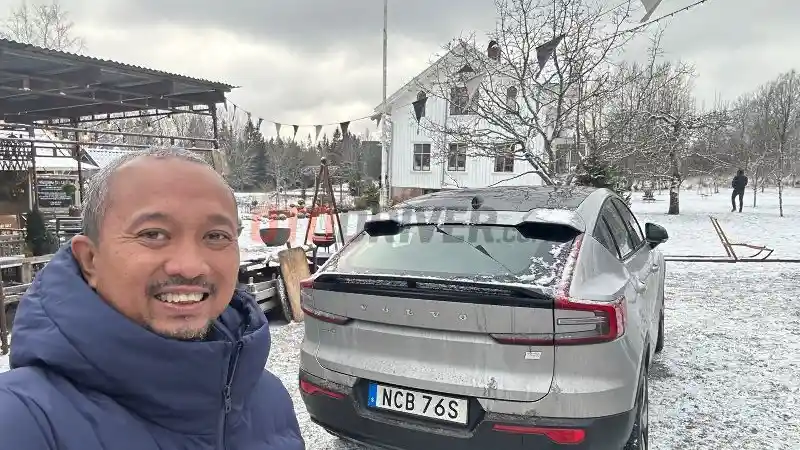 Foto - Kami Sudah Mengetes Langsung di Swedia. Volvo C40 Recharge Segera Hadir dengan Spek dan Harga Mengejutkan