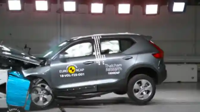 Foto - VIDEO: Crash Test Volvo XC40 (Euro NCAP)