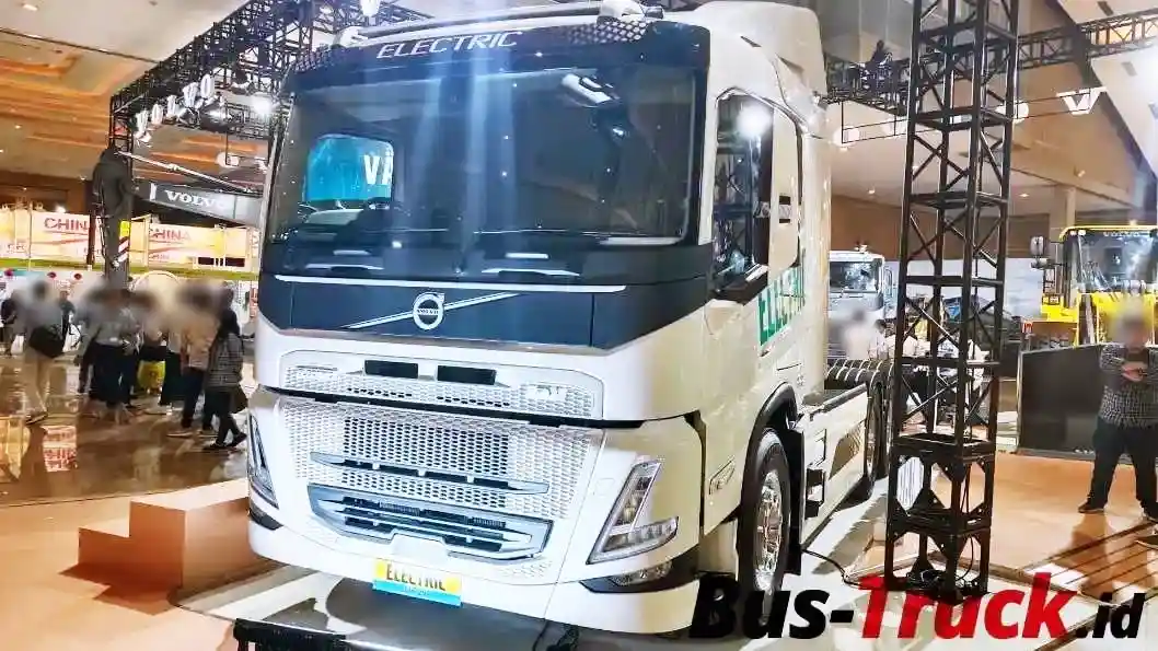 Foto - Truk Listrik Volvo Laku 5.000 Unit Di Seluruh Dunia