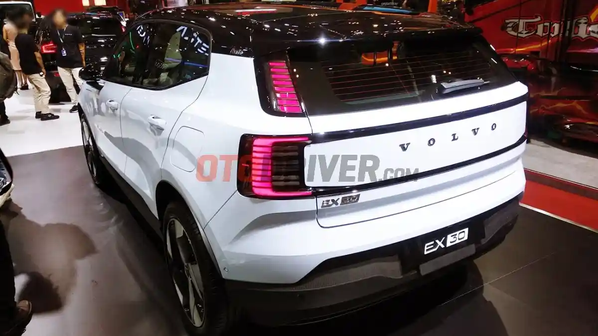 Foto - Volvo Jual Mobil DI GIIAS 2025 Mulai Rp 900 Jutaan, Ada Program Trade In