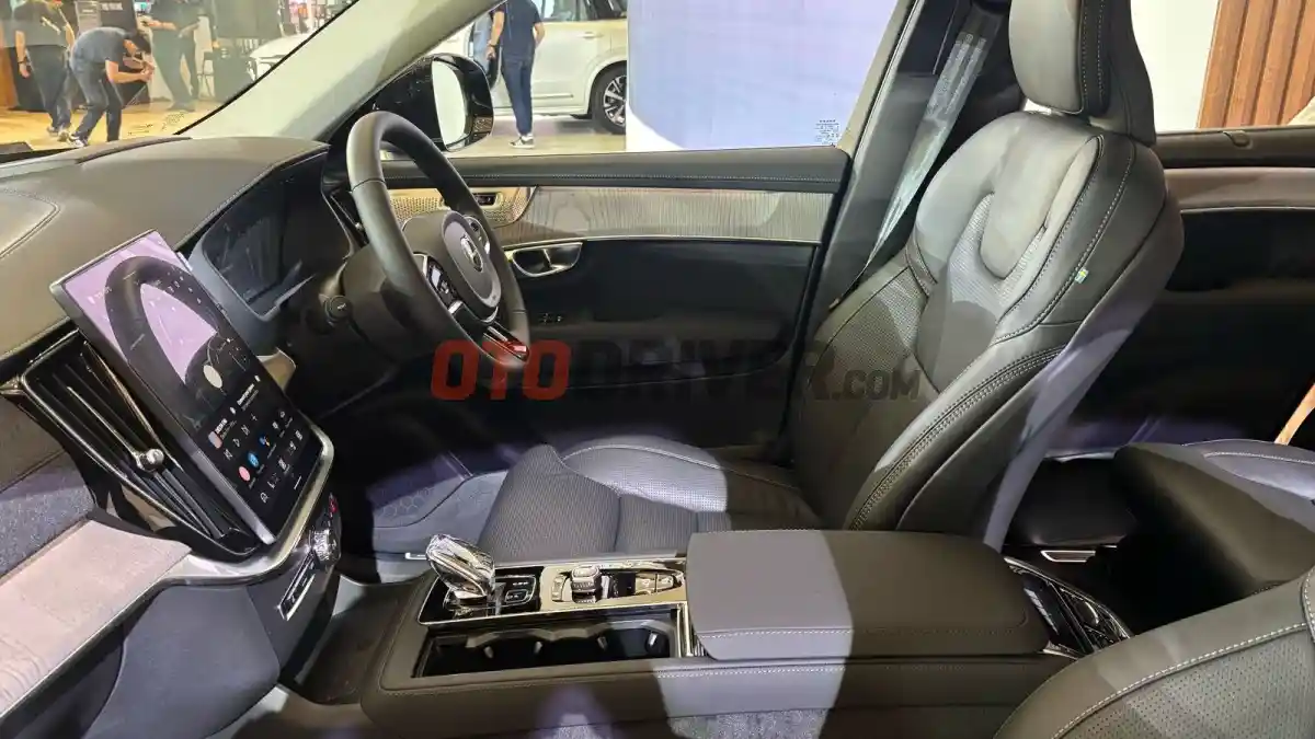 Foto - Volvo XC90 Facelift Resmi Dijual Rp 2,75 Miliar Di Indonesia, Simak Spesifikasinya