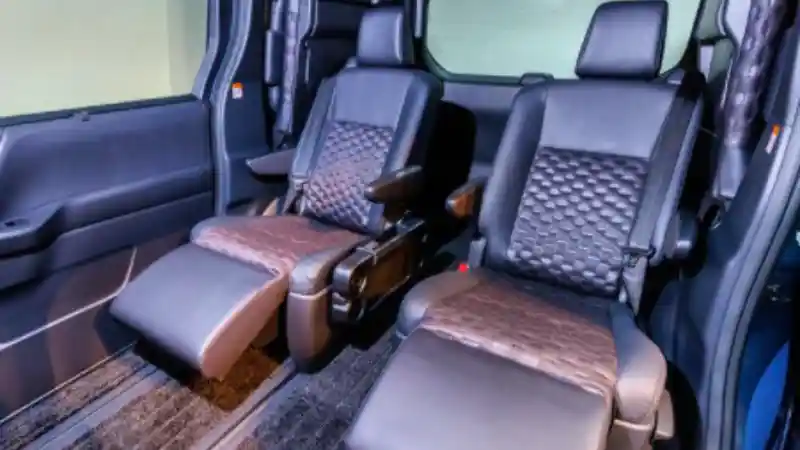 Foto - Bocoran Ubahan dan Harga All New Voxy Yang Bakal Diluncurkan 17 Februari