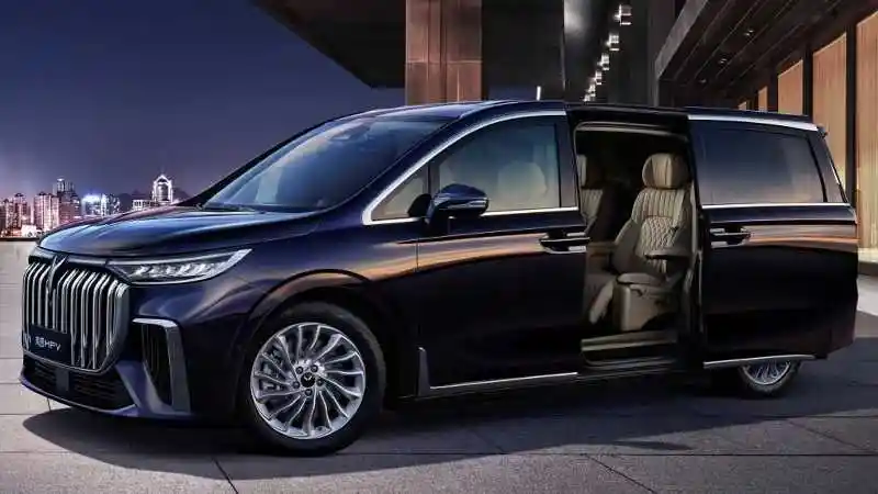 Berita - Begini Kehebatan Voyah Dreamer, MPV Premium Penantang Alphard