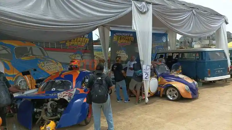 Foto - Ternyata Begini Cara Merawat VW Beetle Versi Drag Race 