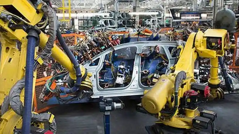 Foto - Produsen Besar Ini Tak Lagi Produksi Transmisi Manual di 2023