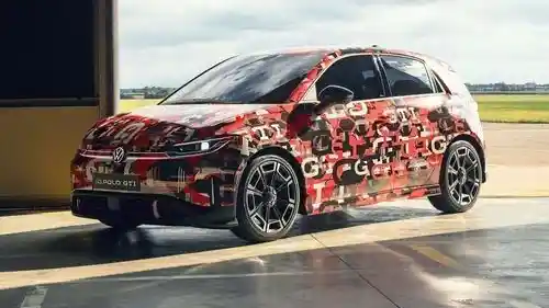 Foto - Memperkenalkan Varian Paling Kencang Dari VW Polo