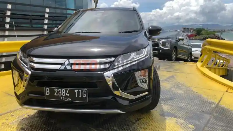 Foto - Bertualang Ke Lampung Dengan Tiga Jagoan Mitsubishi