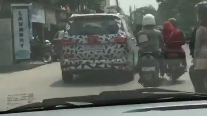 Foto - SPY SHOT: Wuling Cortez Sang Penantang Innova Makin Terekspos!