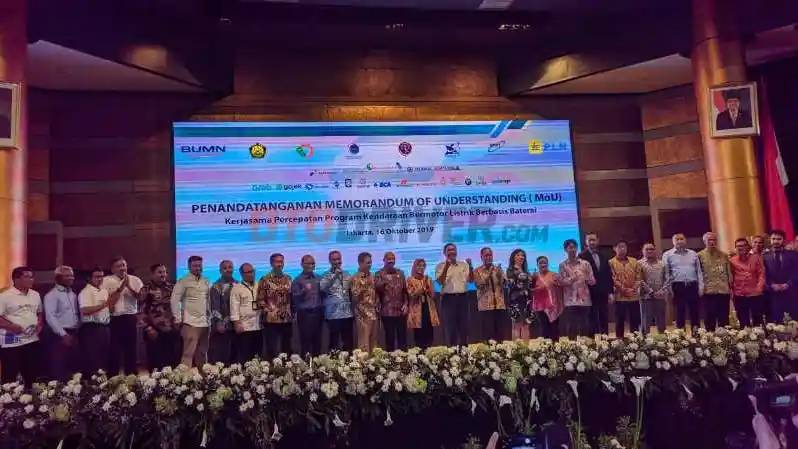 Berita - PLN Ikat Kerja Sama 20 Mitra Demi Infrastruktur Mobil Listrik