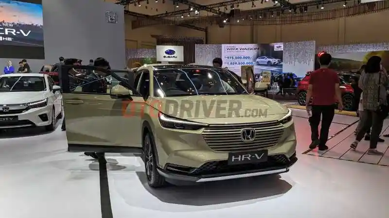 Foto - Komparasi Jetour Dashing VS Honda HR-V VS Hyundai Creta, Mana Lebih Baik?