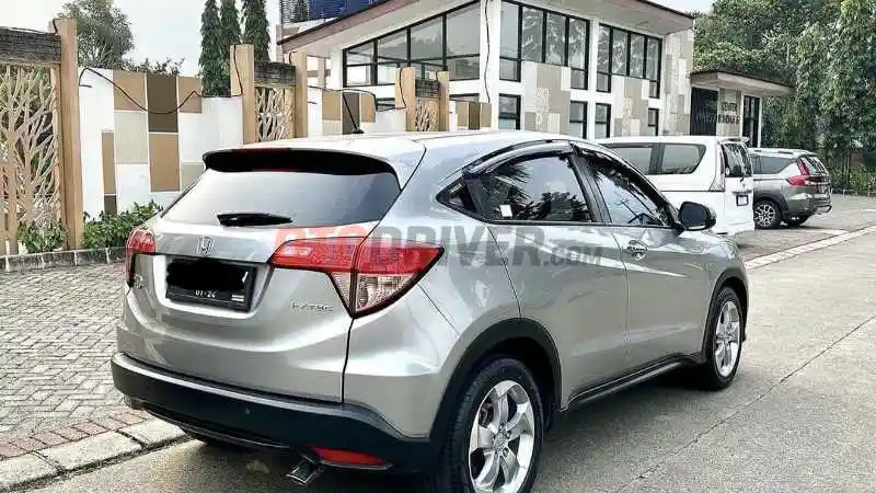 Berita - Mulai Rp 700 Ribuan, Berikut Pilihan Ban Mobil Berbagai Merek untuk Honda HR-V