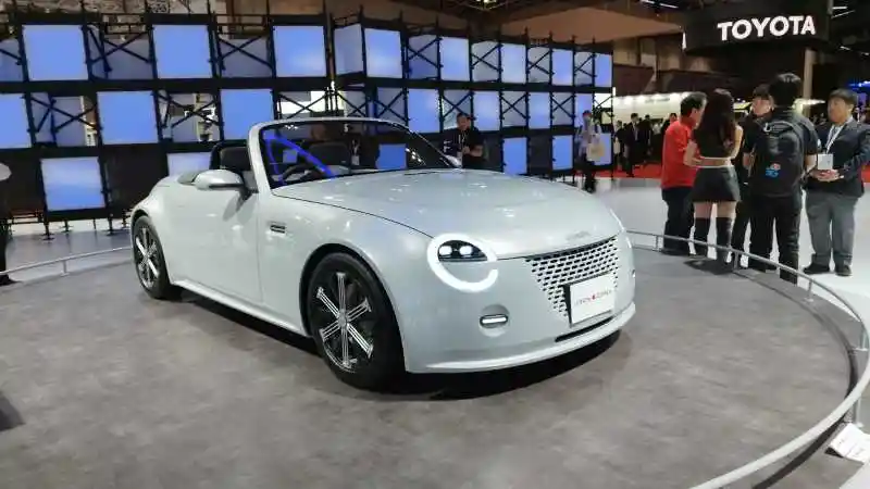 Foto - Kiprah Daihatsu Copen Rampung Agustus 2026, Model Terakhir Tampil Menawan